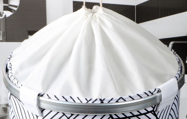 Корзина для белья на завязках FX-1033B, белая, 80л