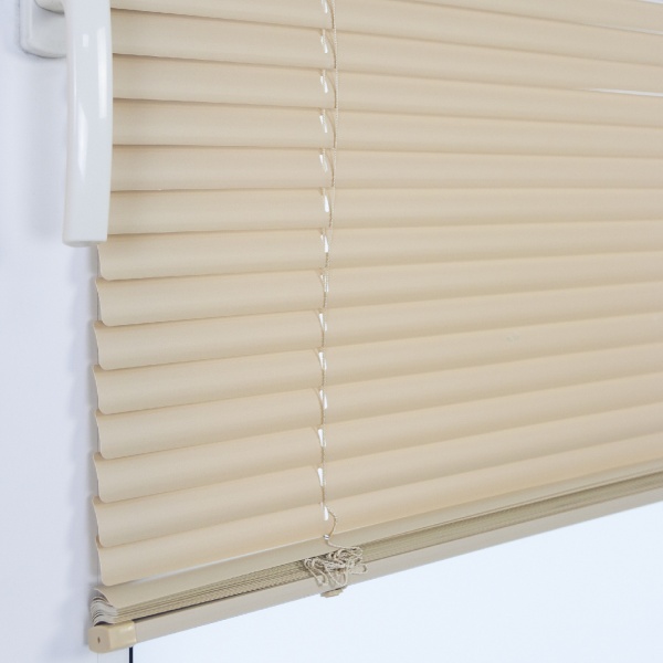 Жалюзи пластиковые 40х160 см цвет бежевый