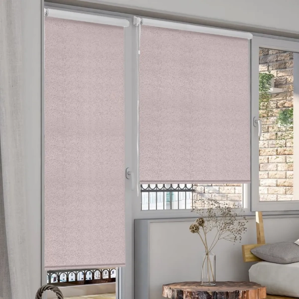 Рулонные шторы блэкаут Старк для балконной двери с блестками цвет нюдовый Рулонные шторы блэкаут Старк для балконной двери с блестками цвет нюдовый