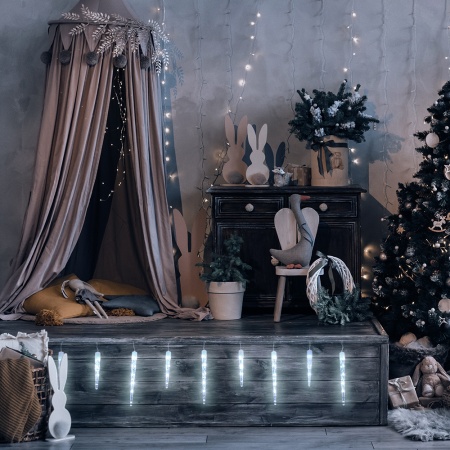 Электрогирлянда светодиодная Vegas Сосульки холодный 2.1 м