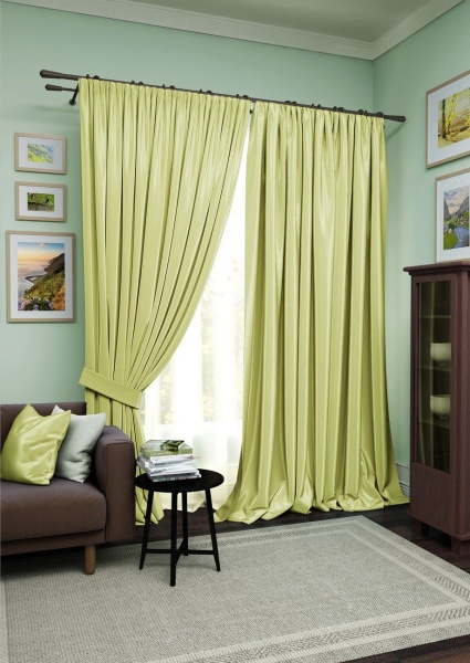 Комплект штор "Avery" 2 шторы 220х270, тюль 450х270 светло-зеленый