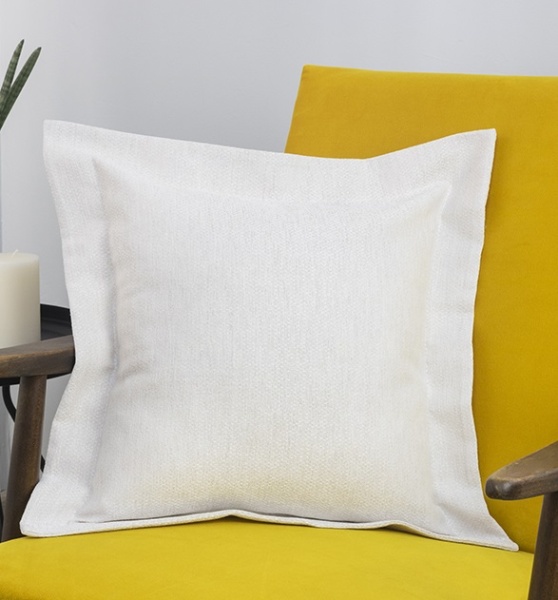 Подушка декоративная на молнии 50х50 см Велия цвет крем