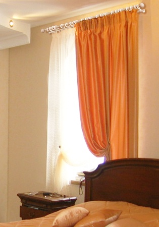 Карниз однорядный (Беленый дуб) D28, Шар рифленый