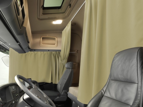 Комплект автоштор и карнизов "Блэкаут - авто XLK" 480х100/240х160 (123760615)
