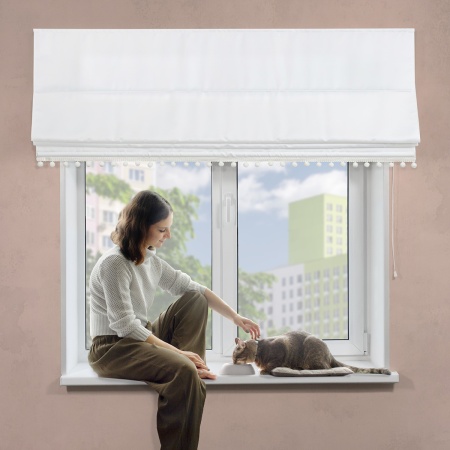 Римская штора с помпонами, Фортуна Blackout на ВМ, цвет белый