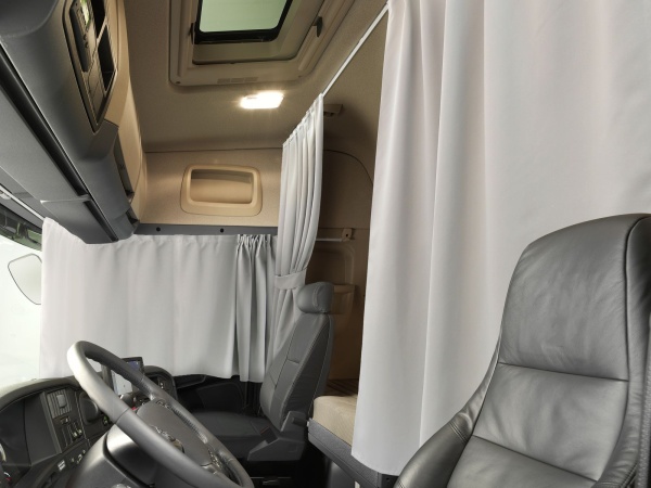 Комплект автоштор и карнизов Блэкаут - авто XLK 480х100/240х160 (цвет: Серо-белый)