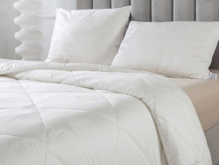 Одеяло Cleo Silk Touch 145х210 шелк/полиэфирное волокно