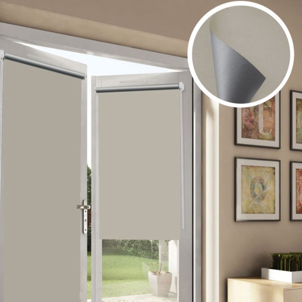 Рулонные шторы блэкаут отражающий Латте для балконной двери