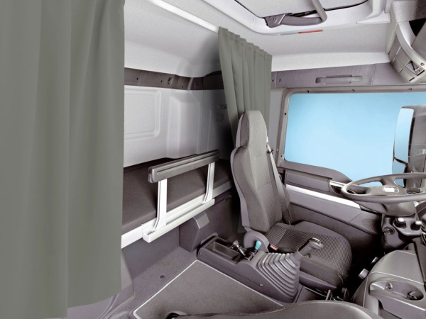 Комплект автоштор и карниза спального места Блэкаут - авто SK 240х160 (цвет: Серый)