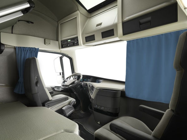 Комплект автоштор и карниза на лобовое-боковое стекло Блэкаут - авто LK 480х100 (цвет: Синий)