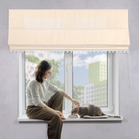 Римская штора с помпонами, Флавия Blackout на цепочном механизме, цвет экрю