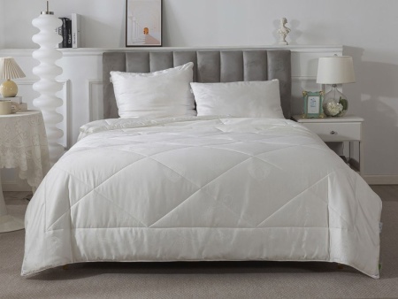 Одеяло Cleo Silk Touch 145х210 шелк/полиэфирное волокно