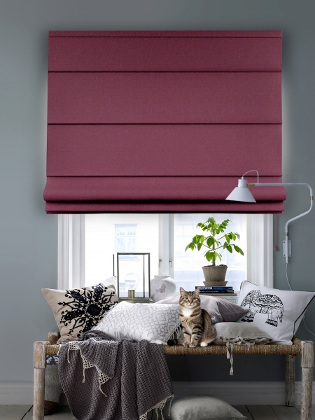 Римская штора на верёвочном механизме, Blackout, цвет малиновый