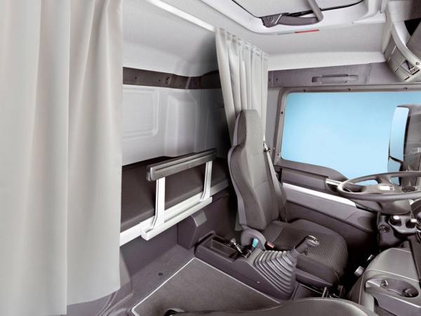 Комплект автоштор и карниза спального места Blackout - auto SK 240х160 (цвет: Серо-белый)