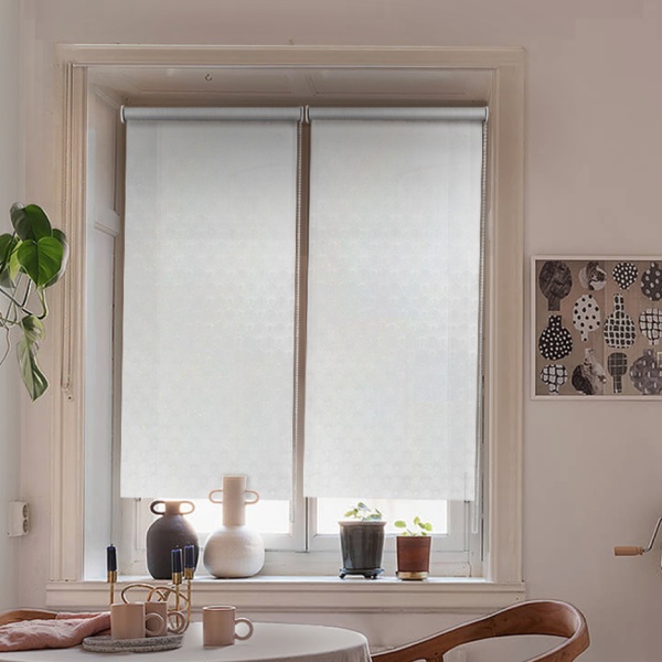 Рулонные шторы Валенсия, белый, мерцающий, 37х160 см Рулонные шторы Валенсия, белый, мерцающий, 37х160 см