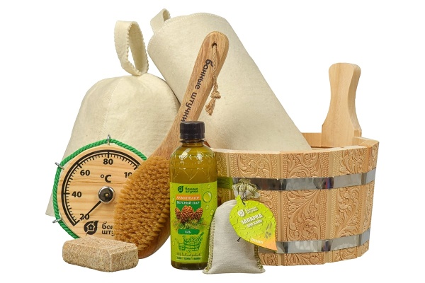 Подарочный набор "Добрый жар" 8 предметов (ушат, шапка, коврик, термометр, щётка, ароматизатор, соляная плитка, запарка) "Банные штучки"