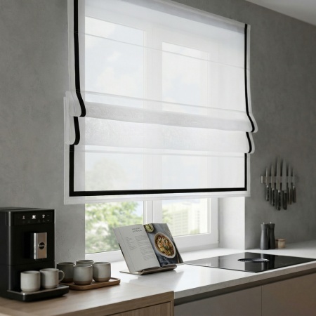 Римская штора Нимфа с кантом, цвет белый