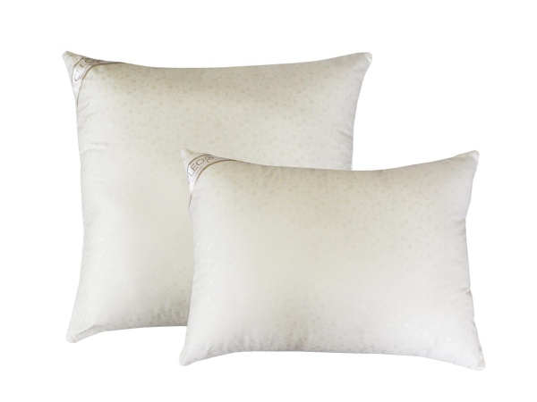 Подушка Cleo Sweet Dreams 70х70 микроволокно