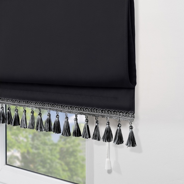 Римская штора с бахромой, Фортуна Blackout на ВМ, цвет черный