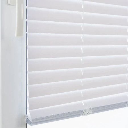 Жалюзи пластиковые 160х160 см с фактурой под дерево цвет белый