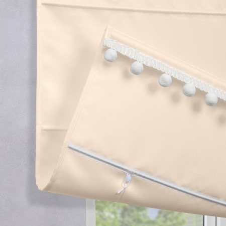 Римская штора с помпонами, Флавия Blackout на цепочном механизме, цвет экрю